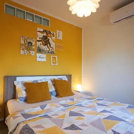 Yellow Apartamento *